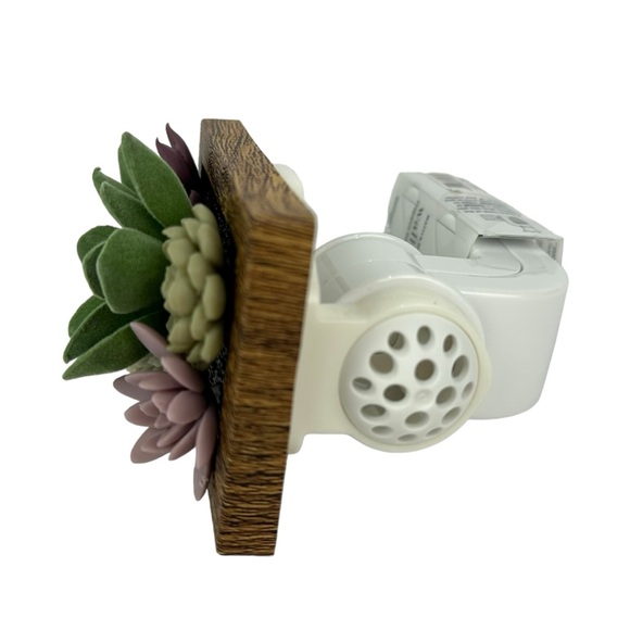 Bath & Body Works Succulent Frame Plant Garden Wallflower Plug-In Unit Diffuser - Picture 9 of 10